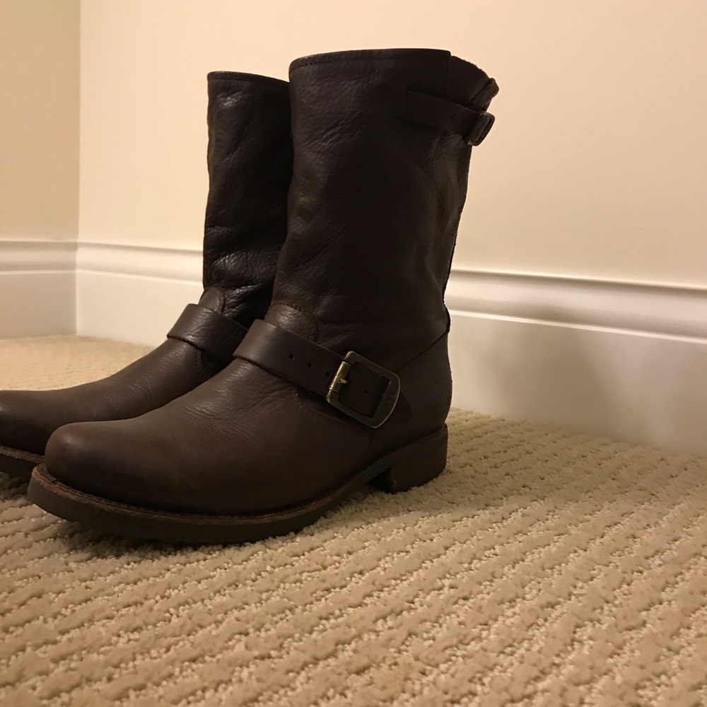 Frye Veronica Short Boot, Made In Mexico - Picture 5 of 8